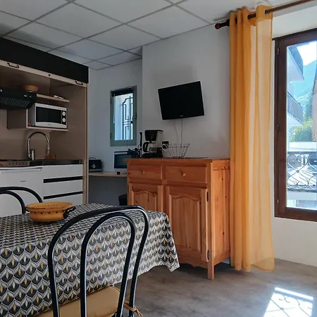 Le Som' Des Pyrenees