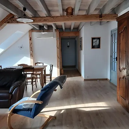 Le Som' Des Pyrenees Apartment